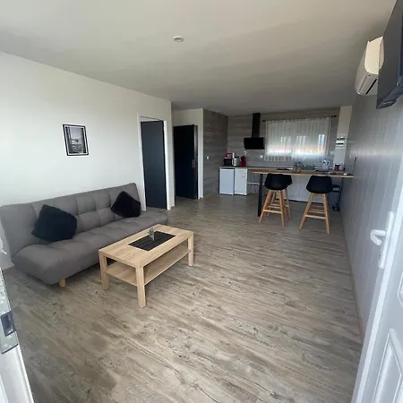 Apartment - Location Saisonniere