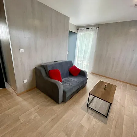 - Location Saisonniere