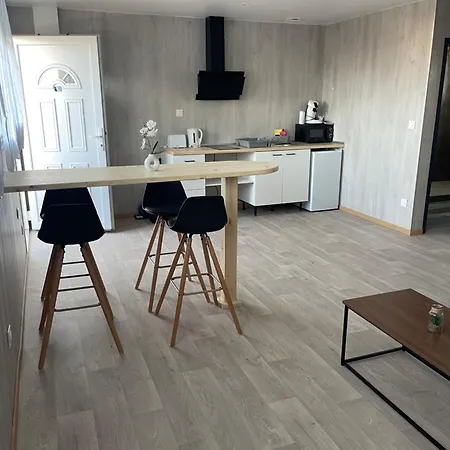 - Location Saisonniere * Pey